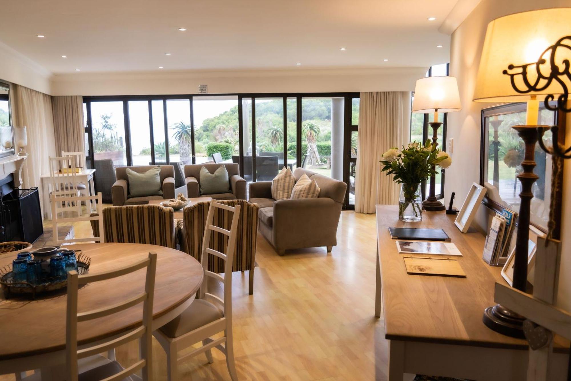 Supertubes Guesthouse Jeffreys Bay Extérieur photo